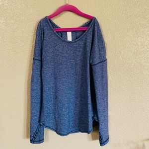 Ivivva blue long sleeve 10